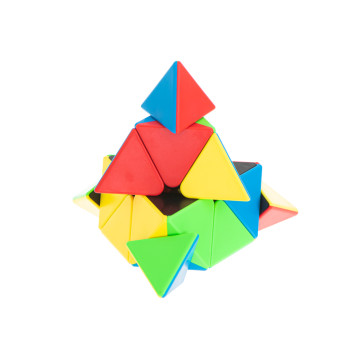 rubiku püramiid